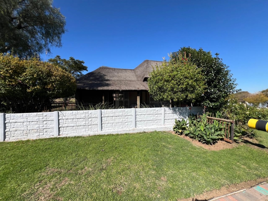 2 Bedroom Property for Sale in Deneysville Free State